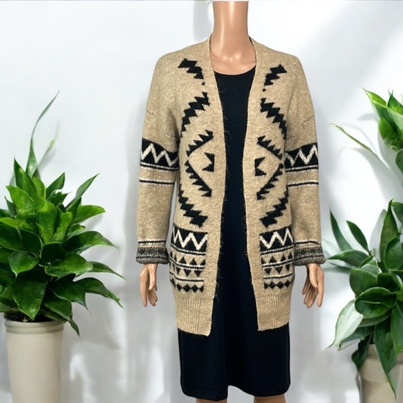 Tahari Soft Cozy Aztec South West Open Front Cardigan Sweater - Picture 11 of 16